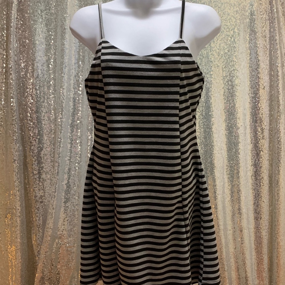 Olive + Oak Black gray striped zip up dress XS